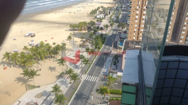 Apartamento 3 dormitórios no Boqueirão - PRAIA GRANDE