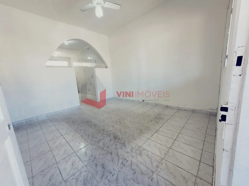 Casa 2 dormitórios no Catiapoã - São Vicente