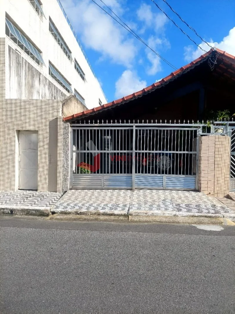 Casa 2 dormitórios no Tupi - Praia Grande