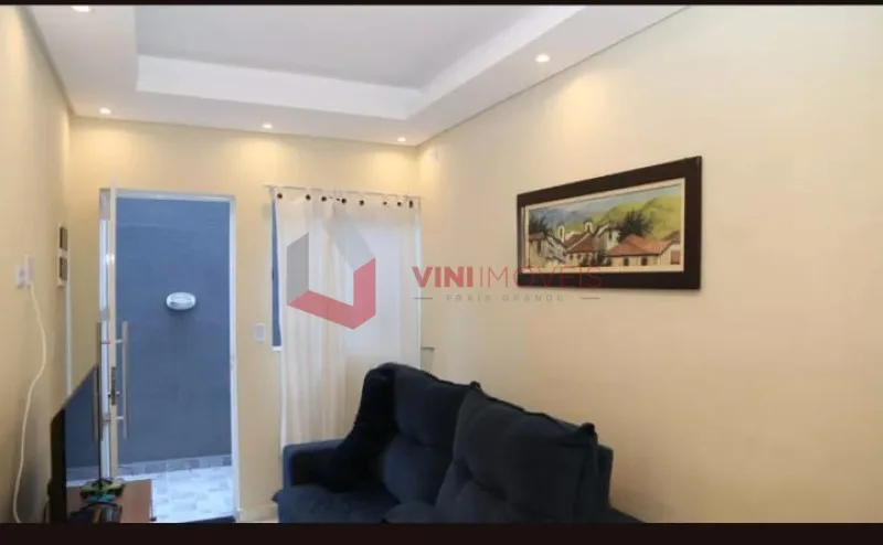 Casa 2 dormitórios no Caiçara - PRAIA GRANDE