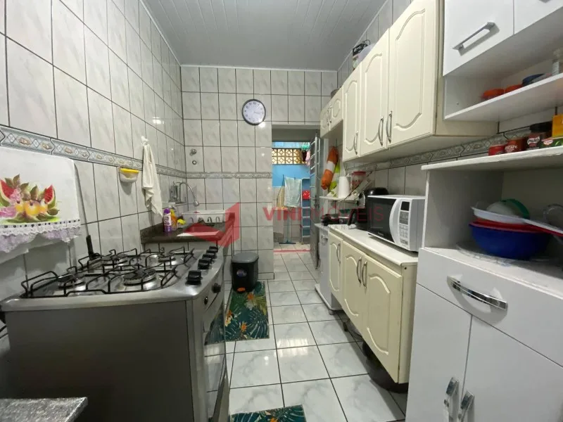 Casa 2 dormitórios no Caiçara - PRAIA GRANDE