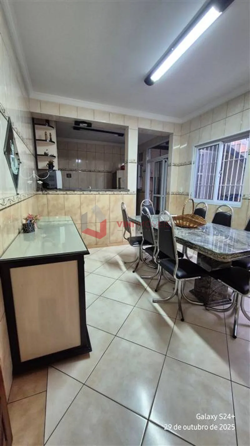 Sobrado 4 dormitórios no Vila Tupi - Praia Grande