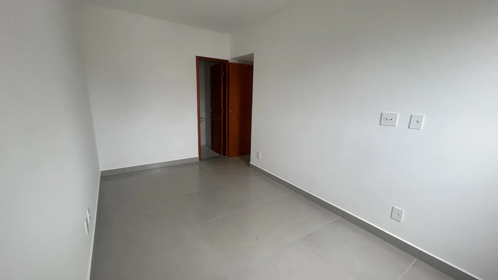 Apartamento 2 dormitórios, 76,45 m² na Vila Guilhermina — foto 11