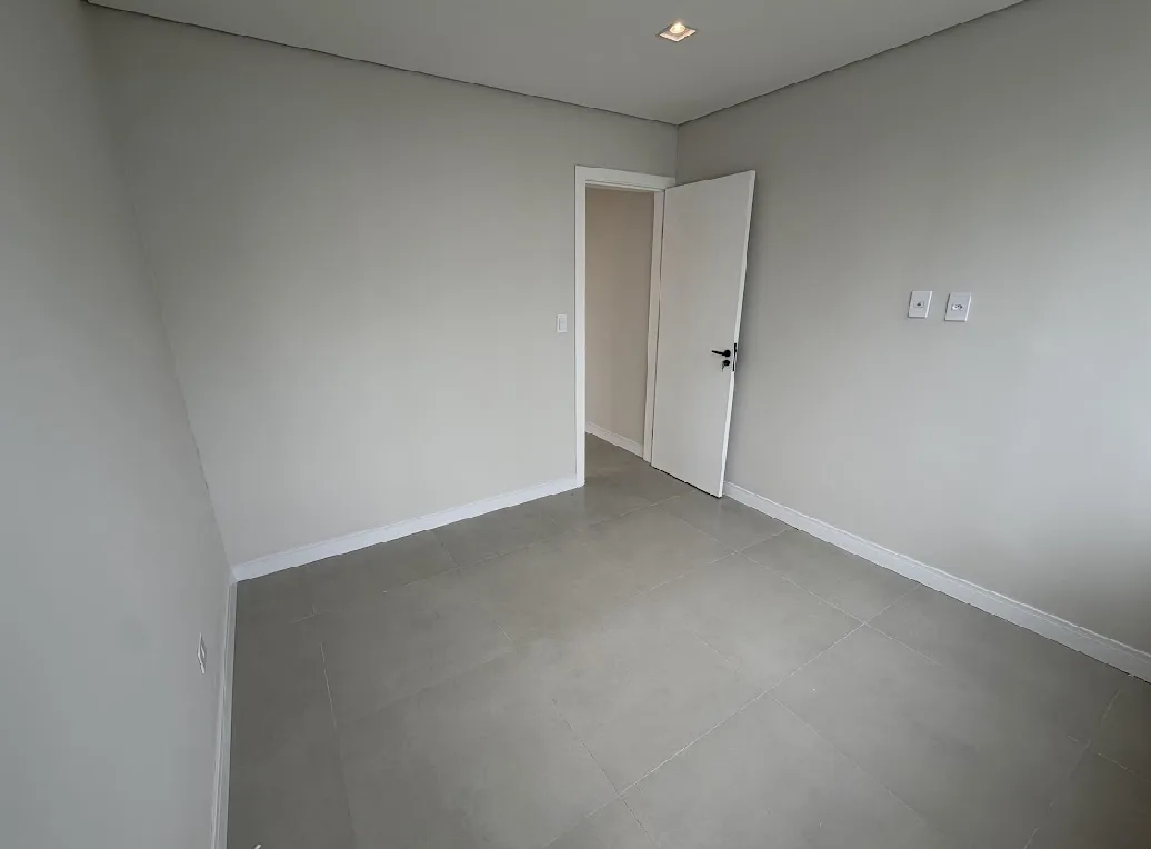 Apartamento em Vila Tupi — foto 3
