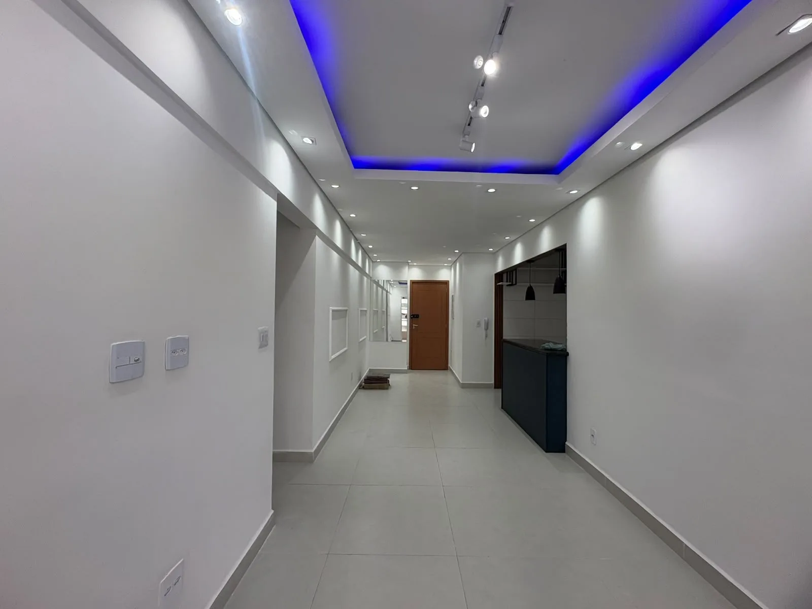 Apartamento 2 dorm. (1 suíte), 2 vagas e sacada gourmet no Jd. Guilhermina — foto 3