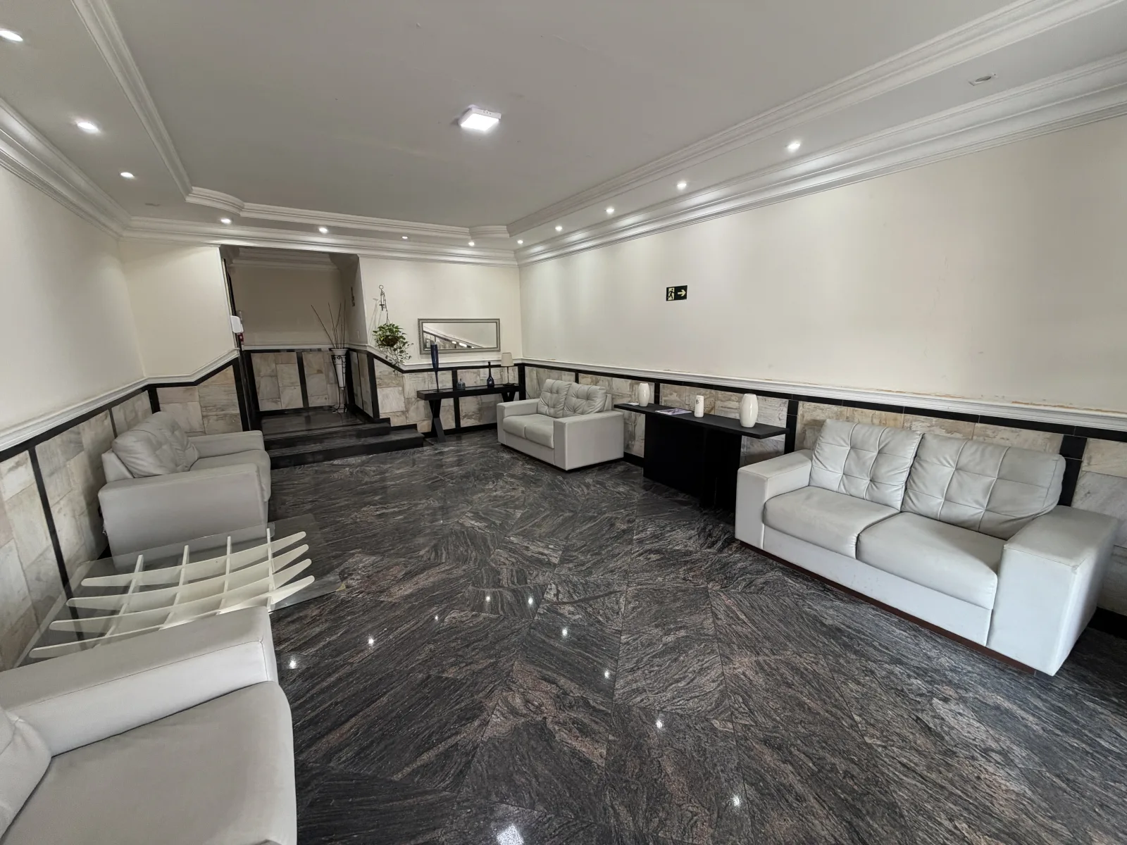 Apto 1 dorm. com sacada a 50m da praia - Guilhermina — foto 2