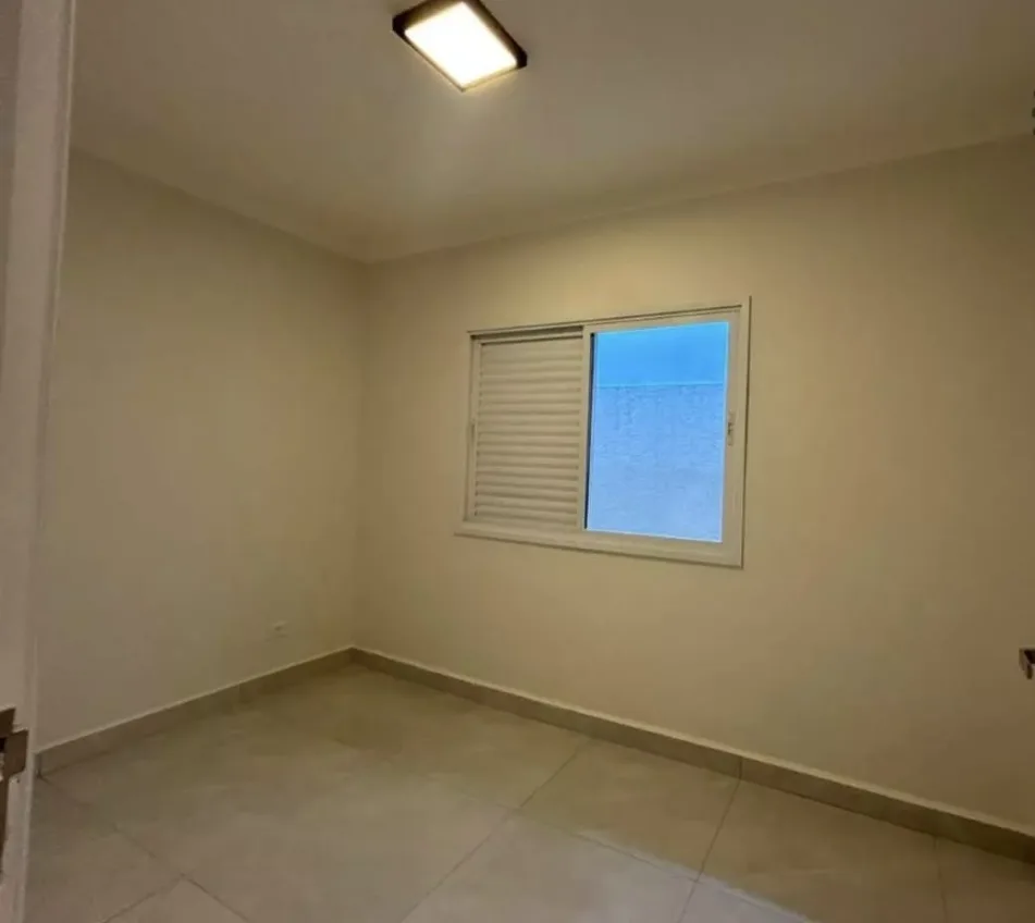Casa térrea geminada alto padrão na Guilhermina, a 400 m do mar — foto 14