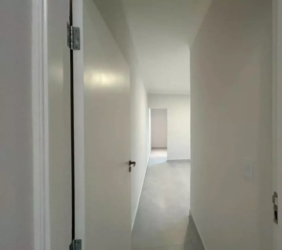 Casa térrea geminada alto padrão na Guilhermina, a 400 m do mar — foto 11