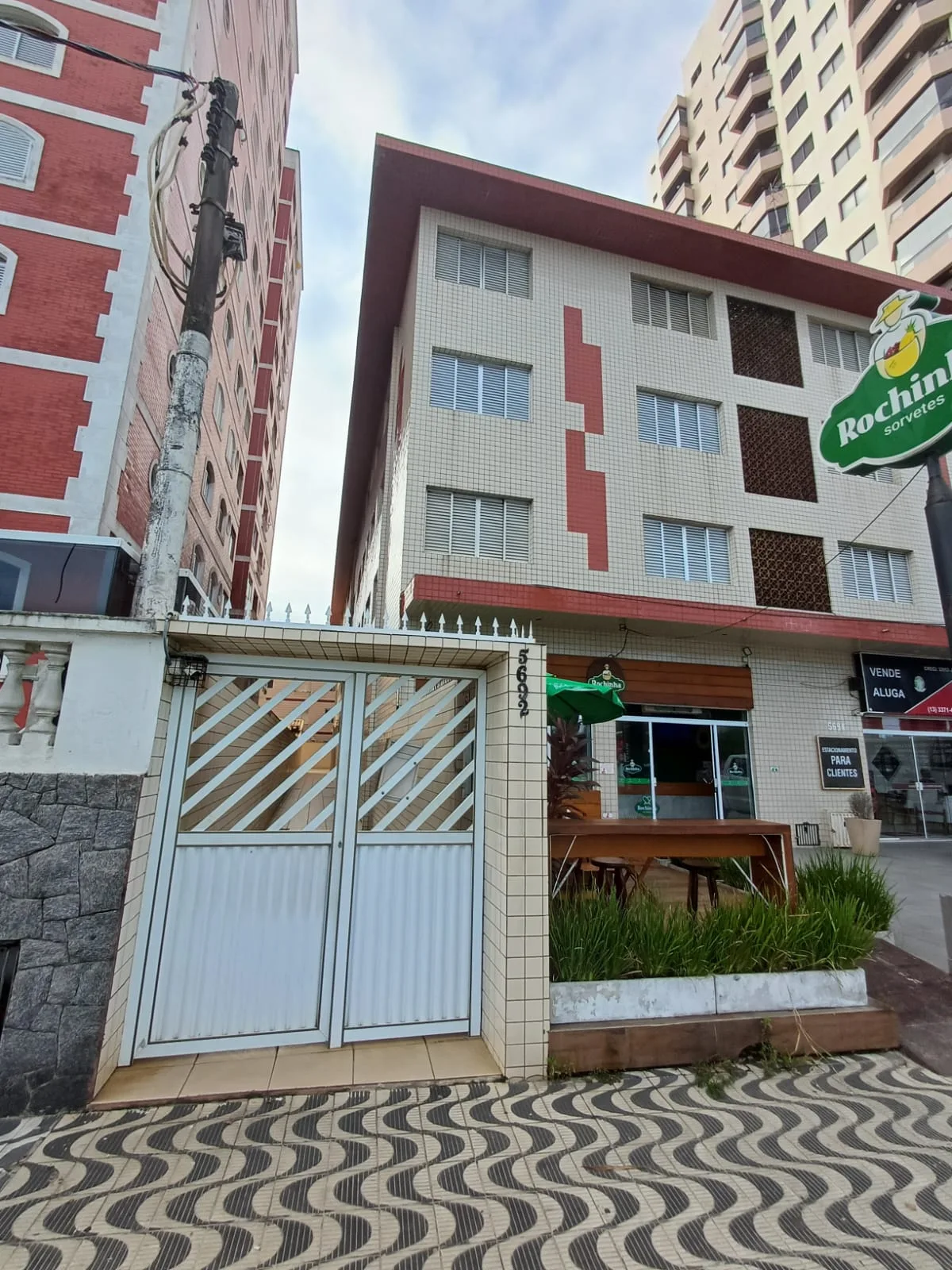 Apartamento Pé na Areia Porteira Fechada na Tupi — foto 9