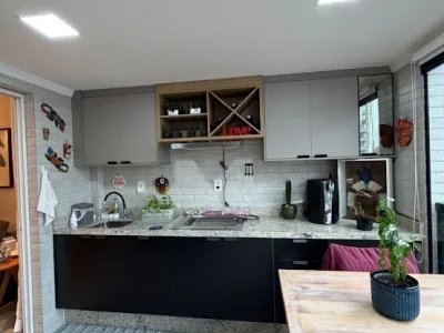 Apartamento Alto Padrão,2 Suítes, Vista Mar e 2 vagas de Garagem -Guilhermina