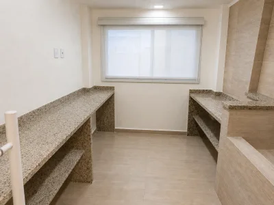 🌊✨ CANTO DO FORTE, 2 DORM 1 SUÍTE,1 VAGA, SACADA GOURMET ENTRADA DE R$ 220 MIL ✨🏡