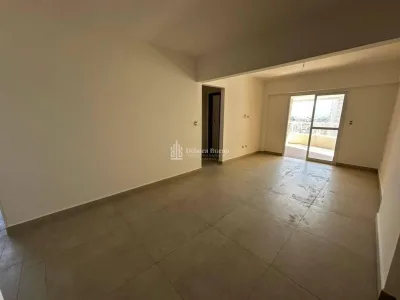 Quadra do Mar! - 2 Dormts, Varanda Gourmet, Lazer , Entrada de R$ 367Mil