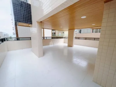 LINDO APARTAMENTO VISTA MAR NO CANTO DO FORTE