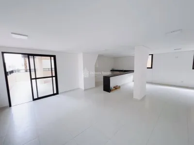 LINDO APARTAMENTO VISTA MAR NO CANTO DO FORTE