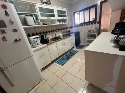 PÉ NA AREIA !! 3DORMS/2 VAGAS/VARANDA GOURMET CHURRASQUEIRA A CARVÃO AVIAÇÃO
