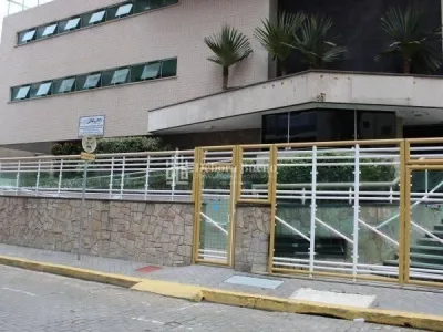 VISTA MAR COM CHURRASQUEIRA A CARVAO !! 2 DORMITORIOS 1 SUITE LAZER COMPLETO !!!