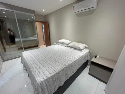 LUXO NO CANTO DO FORTE | 3 dorm, 2 suítes, sacada gourmet, planejados, 2 vagas