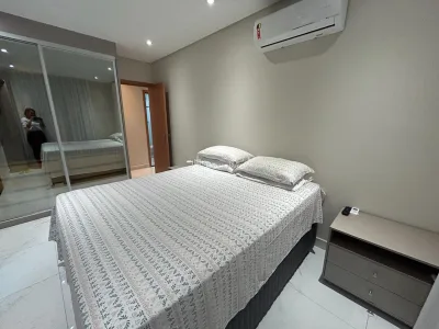 LUXO NO CANTO DO FORTE | 3 dorm, 2 suítes, sacada gourmet, planejados, 2 vagas