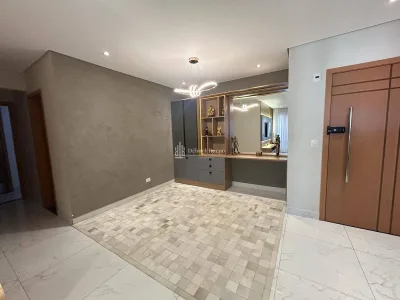 LUXO NO CANTO DO FORTE | 3 dorm, 2 suítes, sacada gourmet, planejados, 2 vagas