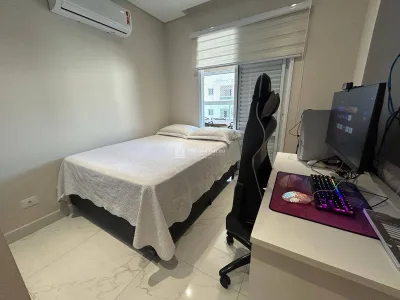 LUXO NO CANTO DO FORTE | 3 dorm, 2 suítes, sacada gourmet, planejados, 2 vagas