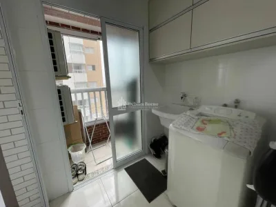 Apto Guilhermina 2 dorm, 1 suíte, Lazer completo, 2 Vagas Demarcadas.