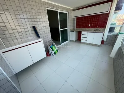 APTO MOBILIADO | PRAIA GRANDE | 2 suítes, área gourmet, R$ 730 mil, ac banco
