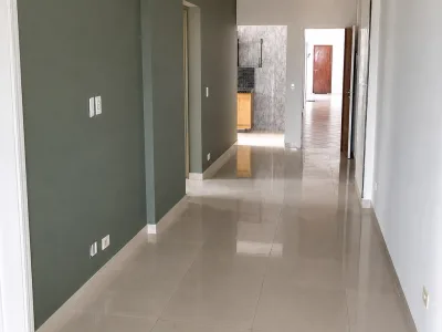 Seu Novo Lar de 3 Dormts na Quadra da Praia está Aqui!
