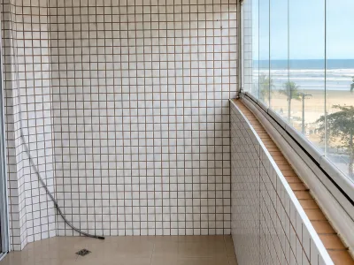 Seu Novo Lar de 3 Dormts na Quadra da Praia está Aqui!