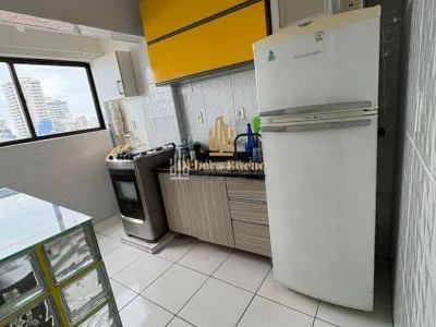 "FRENTE MAR MOBILIADO – 1 DORM, SACADA, 1 VAGA E VISTA DESLUMBRANTE"