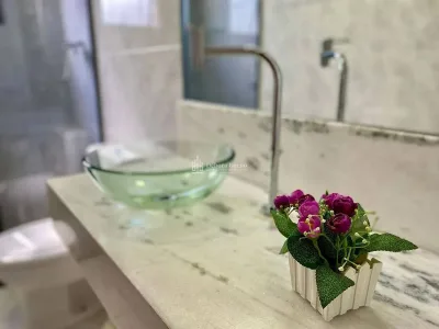 Frente Mar Vista Mar,1dorm MOBILIADO,1vaga,sacada e lazer,ACEITA BANCO APENAS R$410MIL