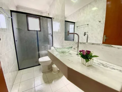 Frente Mar Vista Mar,1dorm MOBILIADO,1vaga,sacada e lazer,ACEITA BANCO APENAS R$410MIL