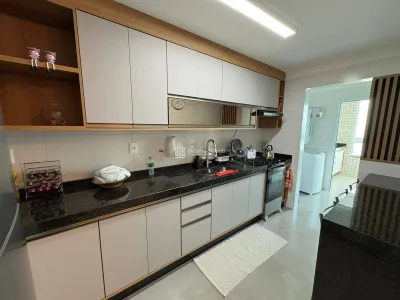 Frente Mar, Alto Padrão! Mobiliado Apenas 899 mil 2 dormitorios 2 vagas