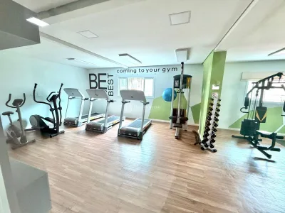 NA PRAIA ,3 DORM ,1 SUÍTE, 2 VAGAS, APENAS R$ 550MIL