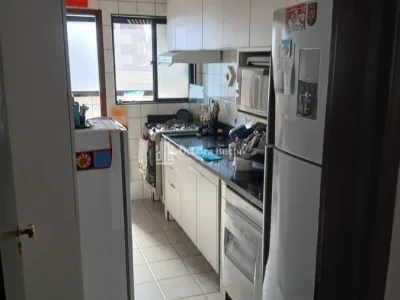 Proximo a Praia e Comercios 2 Dormitorios 1 Suite 1 Vaga Semi Mobiliado Apenas R$ 480 Mil