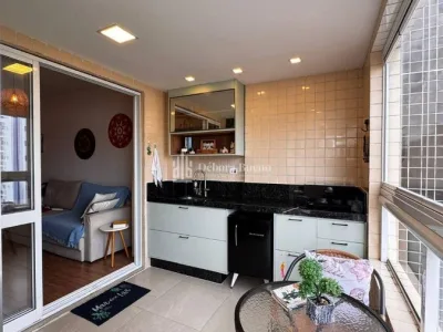 Apartamento Vista Mar, 2 dorm sendo os dois suíte, lazer completo, sacada gourmet, ar-condicionado, semi-mobiliado