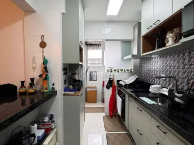 Apartamento Vista Mar, 2 dorm sendo os dois suíte, lazer completo, sacada gourmet, ar-condicionado, semi-mobiliado