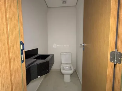 Entrada R$ 598.500,00 + sinal R$ 70.000,00 | Vista mar | 3 dormitórios, 2 suítes e 2 vagas