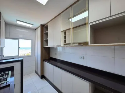Frente Mar- 2 dorm - 1 suíte - sacada gourmet - mobiliado - 1 vaga R$670 Mil.