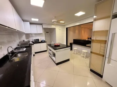 SOFISITICADO, 4 DORMT CANTO DO FORTE VISTA MAR TODO MOBILIADO! LAZER CLUBE