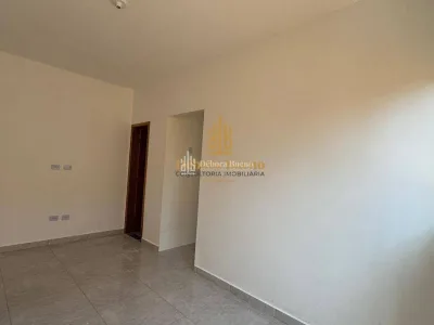 Casa de Condominio com Quintal 2 Dormitorios 1 Vaga de Garagem por R$ 250 Mil