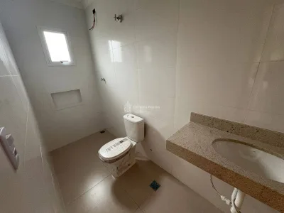 MARAVILHOSA CASA 3 DORMITORIOS OTIMA LOCALIZACAO APENAS R$ 650 MIL !!!