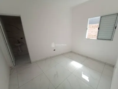 CASA 2 SUITES PROX. A PRAIA REFORMADA APENAS R$ 300 MIL DE ENTRADA !!!