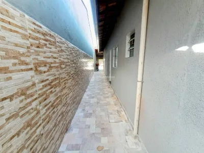 CASA 2 SUITES PROX. A PRAIA REFORMADA APENAS R$ 300 MIL DE ENTRADA !!!