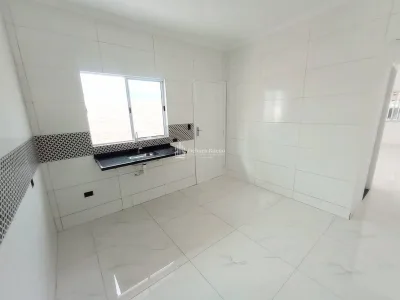 CASA 2 SUITES PROX. A PRAIA REFORMADA APENAS R$ 300 MIL DE ENTRADA !!!