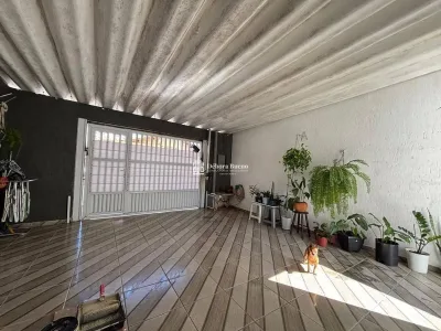 Tupi | Casa - 2 dorm - 2 banheiros - 2 vagas - churrasqueira - Lado praia R$450 Mil