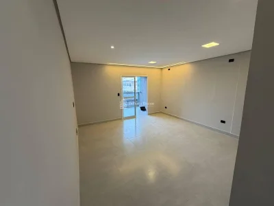 Casa de Condomínio com 3 quartos, Caiçara - Praia Grande