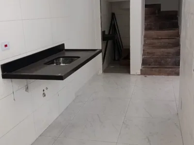 Lindo | Sobrado individual triplex | 3 suítes | local privilegiado
