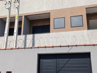 Lindo | Sobrado individual triplex | 3 suítes | local privilegiado