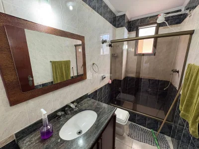 COBERTURA DUPLEX VISTA MAR !!! GUILHERMINA 3 DORMITORIOS 2 VAGAS DEMARCADAS MOBILIADO
