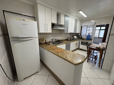 COBERTURA MARAVILHOSA COM PISCINA, 500m², JARDIM, VISTA MAR !!! 3 DORMITORIOS SUITES E AREA GOURMET.